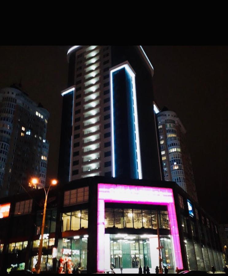 Apartment Smart Plaza Obolon' Kiev Eksteriør billede